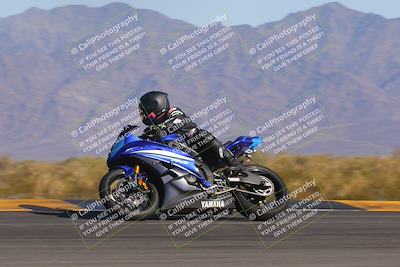 media/Feb-04-2023-SoCal Trackdays (Sat) [[8a776bf2c3]]/Turn 9 Side (130pm)/